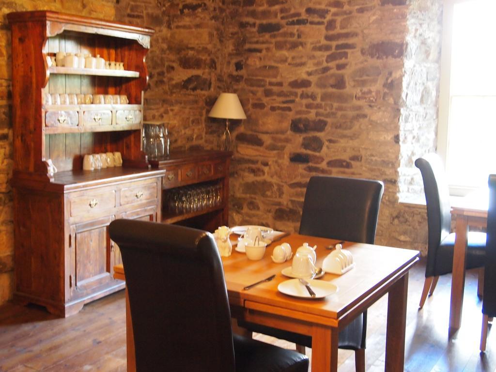 Stanhope Old Hall Bed And Breakfast ภายนอก รูปภาพ