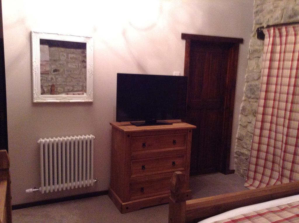 Stanhope Old Hall Bed And Breakfast ภายนอก รูปภาพ